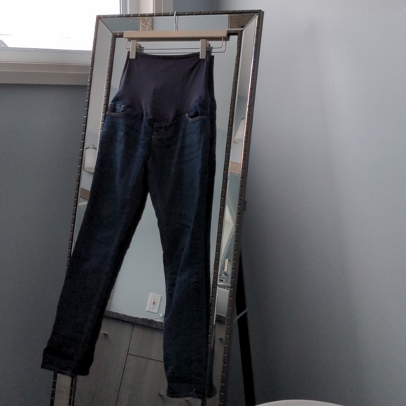 Maternity jeans from Old Navy - Picture 1 of 4